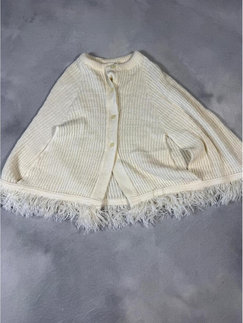 Vintage 80s Connections Cream Shawl Cape Sweater Made in USA Youth L, women’s S